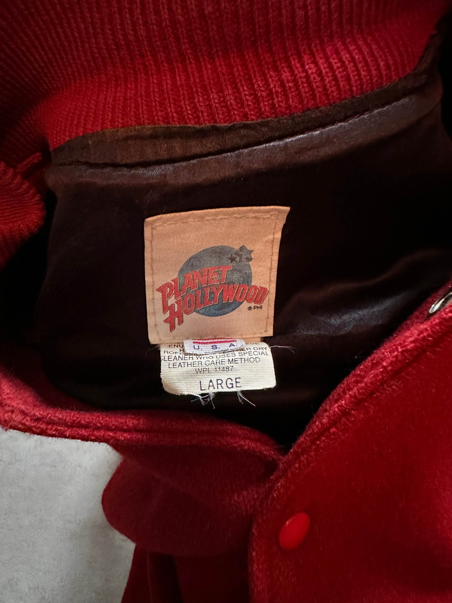 VINTAGE PLANET HOLLYWOOD VARSITY JACKET - LARGE