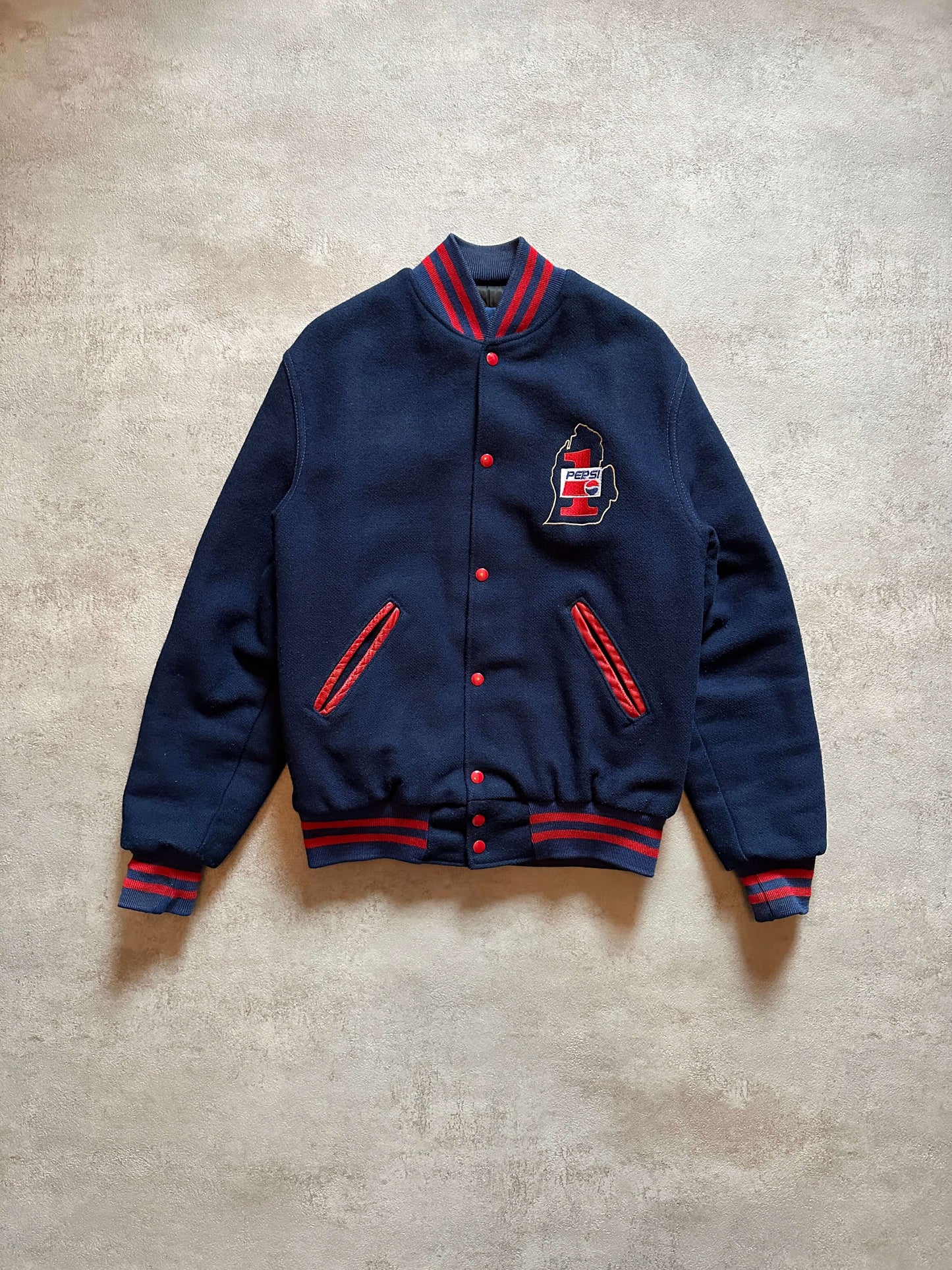 PEPSI HOLLOWAY JACKET - MEDIUM