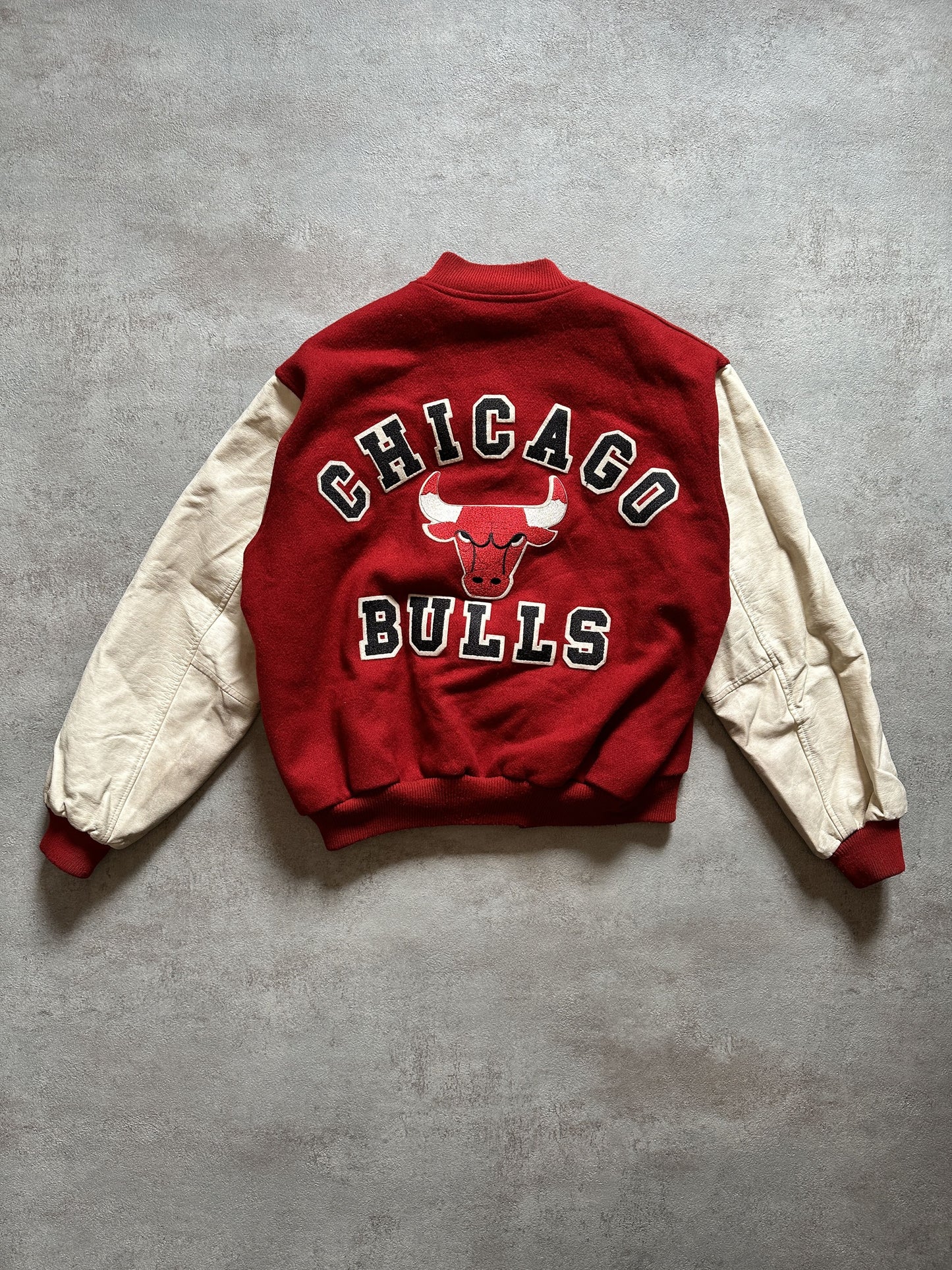 VINTAGE CHICAGO BULLS VARSITY JACKET - XLARGE