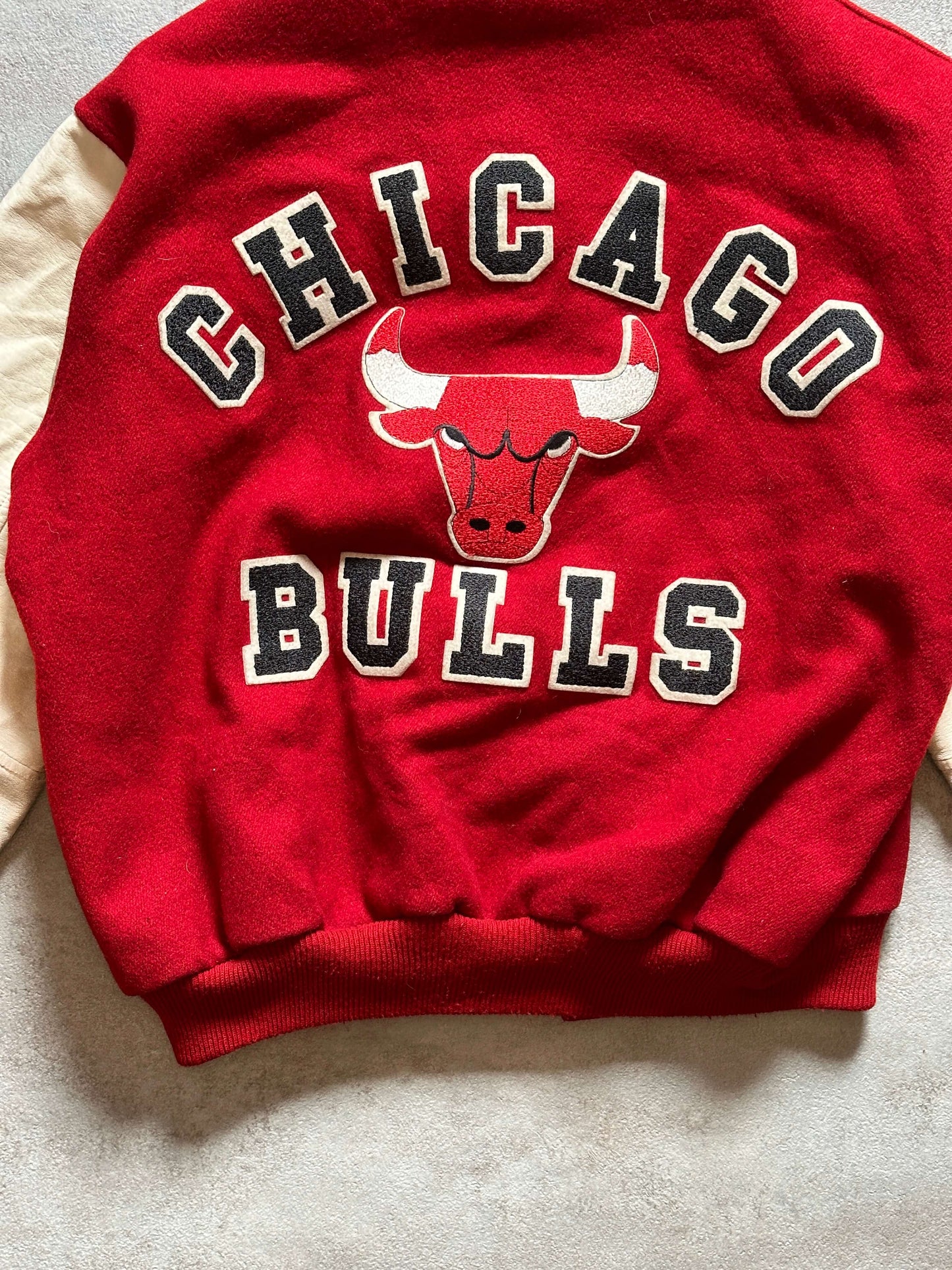 VINTAGE CHICAGO BULLS VARSITY JACKET - XLARGE