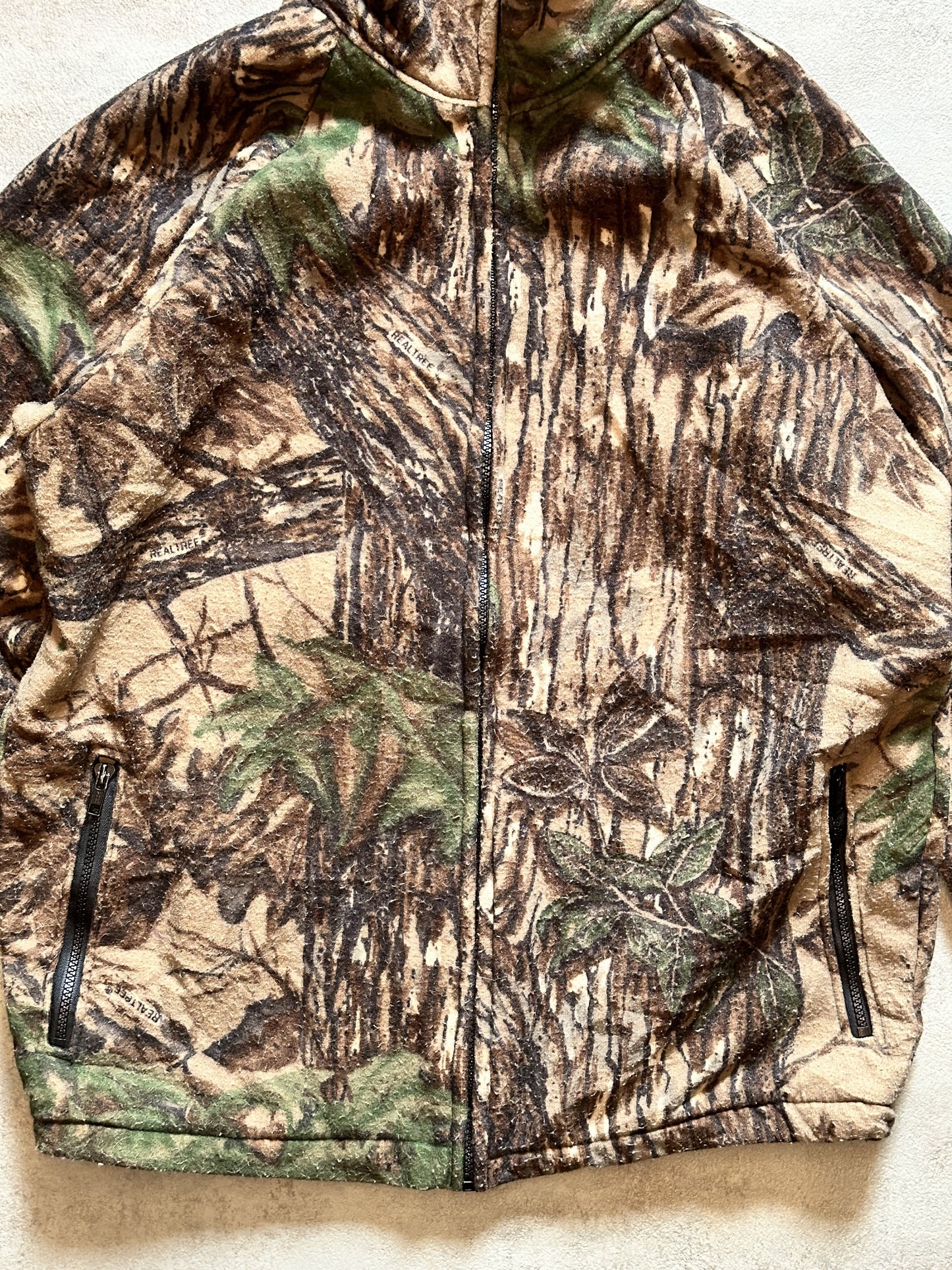 VINTAGE REALTREE CAMO FLEECE JACKET - XLARGE