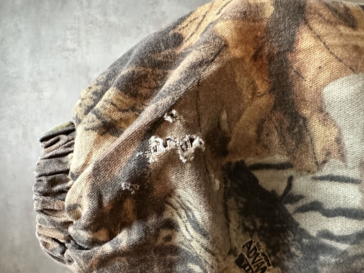 VINTAGE REALTREE CAMO JACKET - MEDIUM