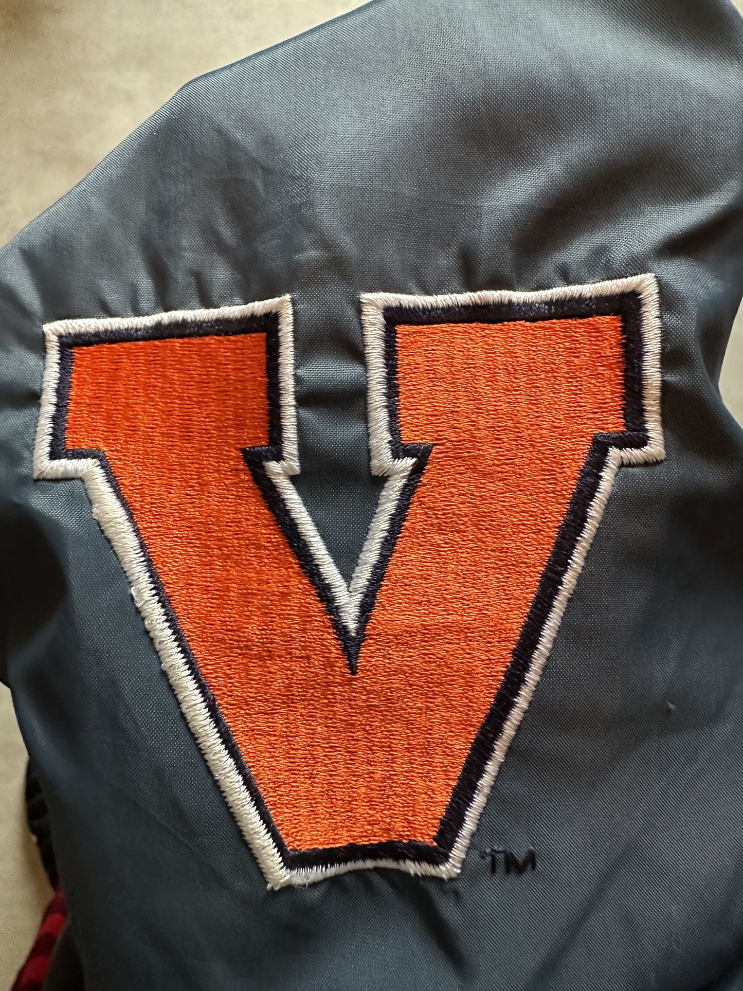 VINTAGE VIRGINIA UNIVERSITY JACKET - LARGE