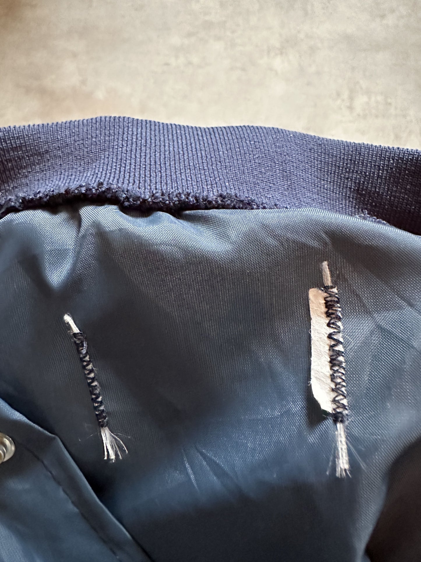 VINTAGE VIRGINIA UNIVERSITY JACKET - LARGE