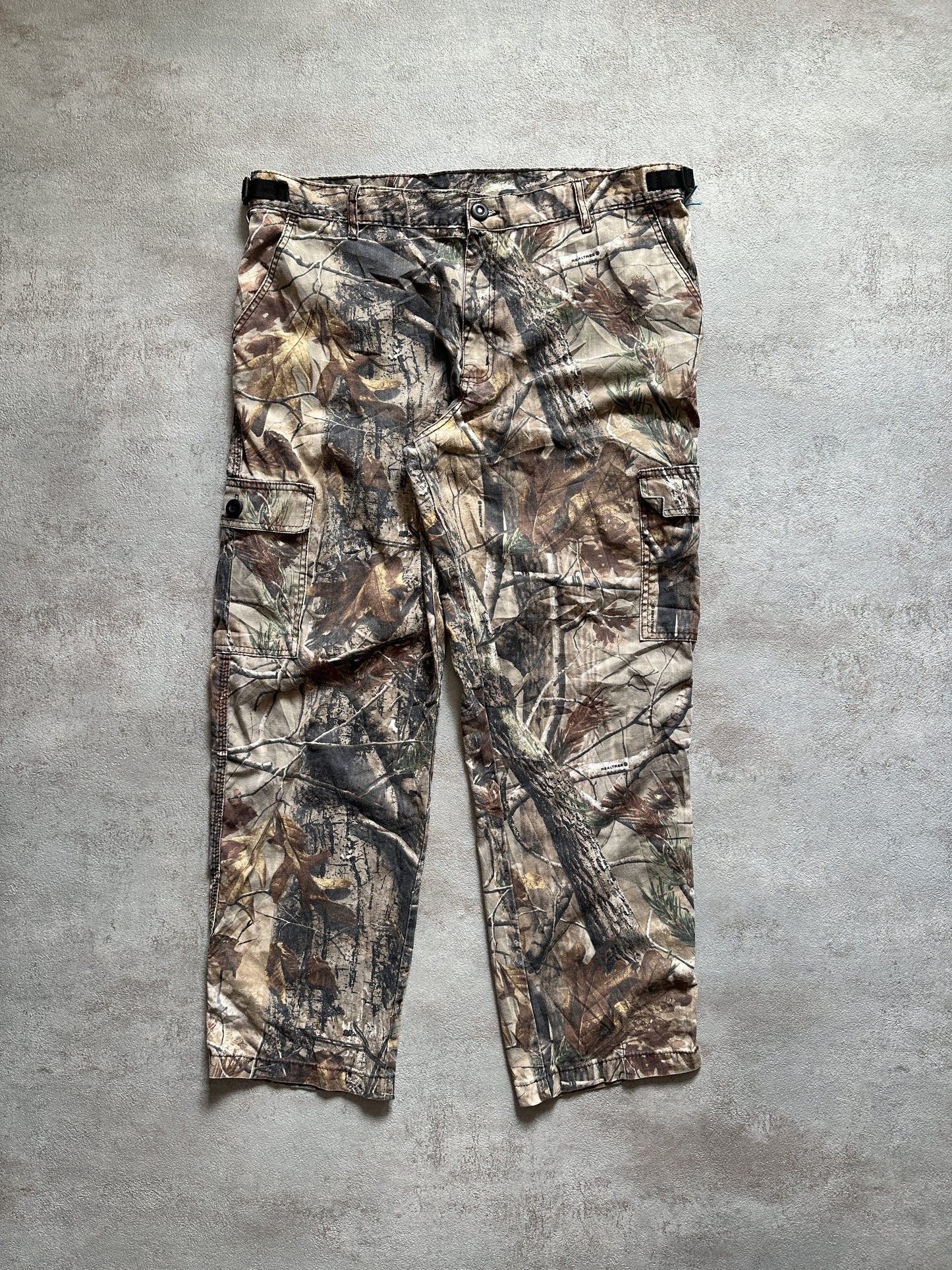 VINTAGE REALTREE CAMO CARGO PANT - W34 X L32