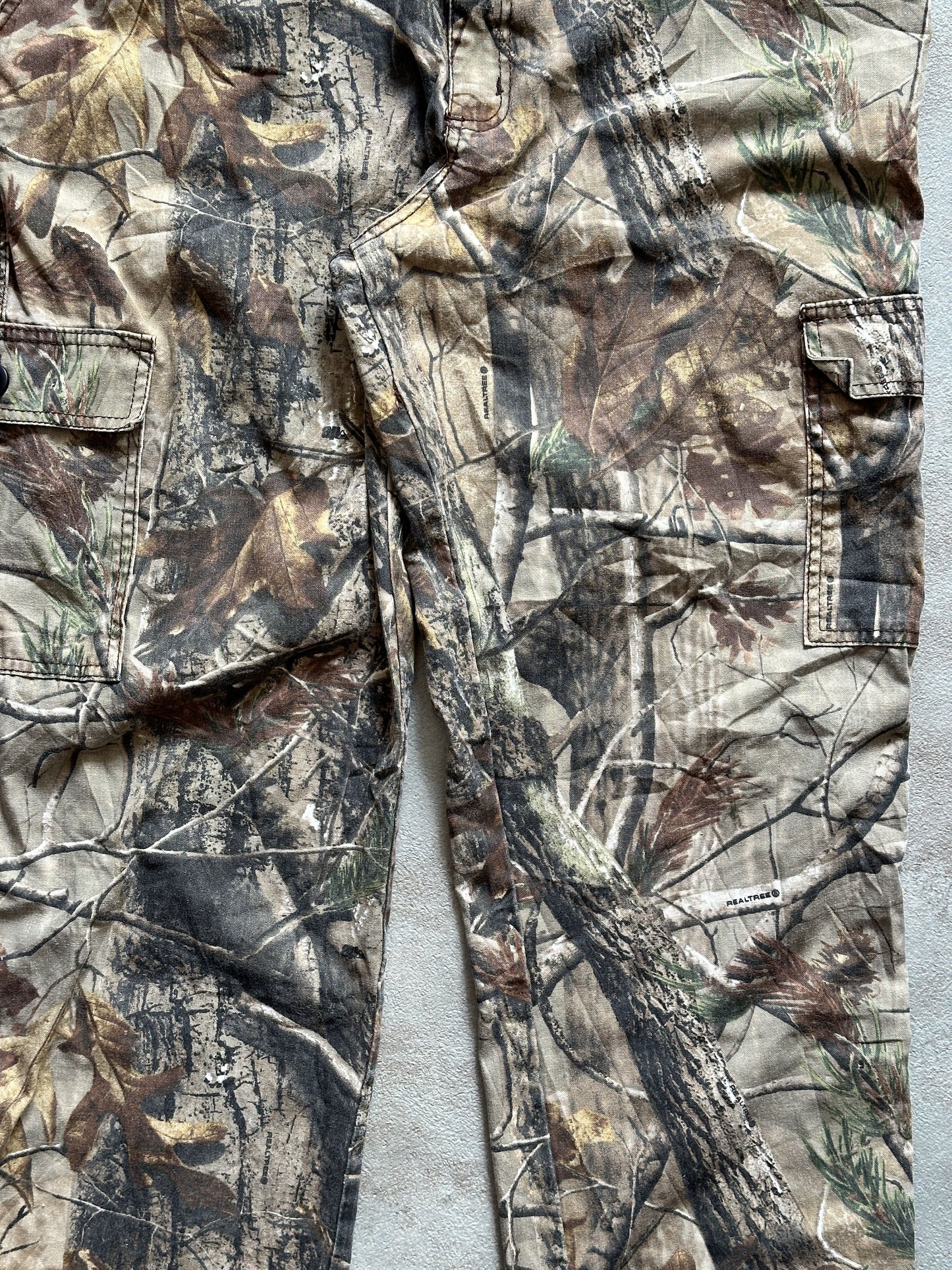 VINTAGE REALTREE CAMO CARGO PANT - W34 X L32