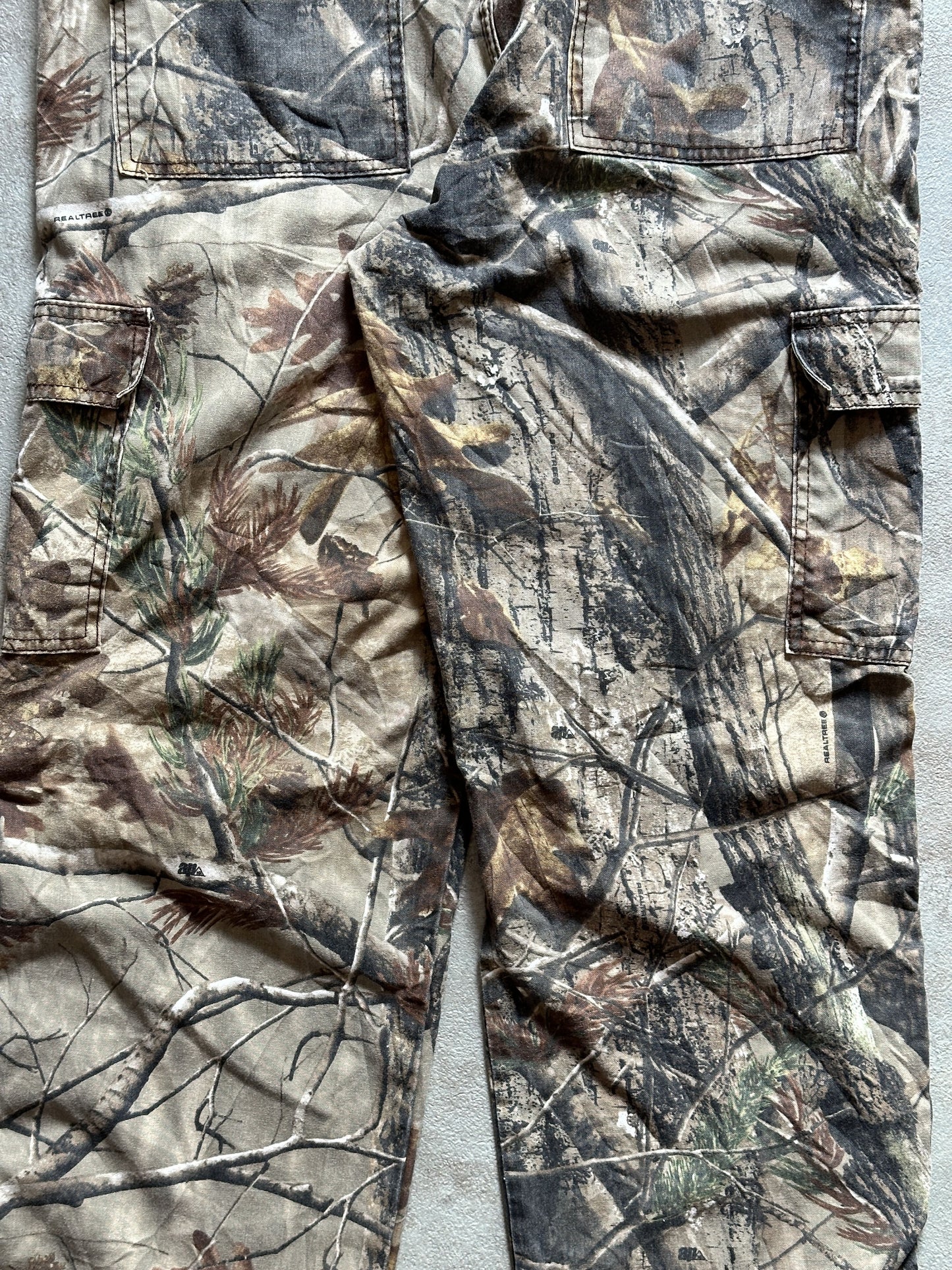 VINTAGE REALTREE CAMO CARGO PANT - W34 X L32
