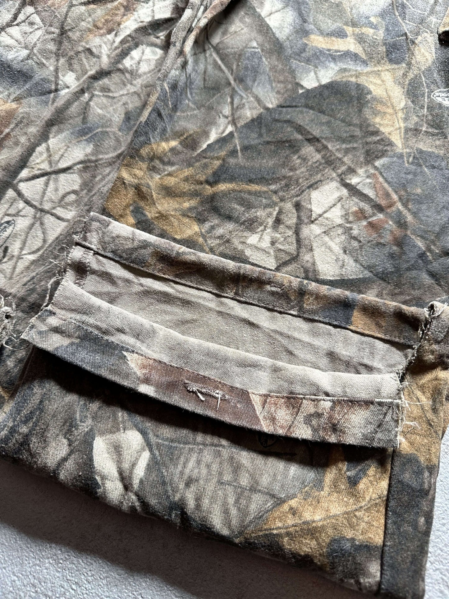 VINTAGE REALTREE CAMO CARGO PANT - W30 X L32
