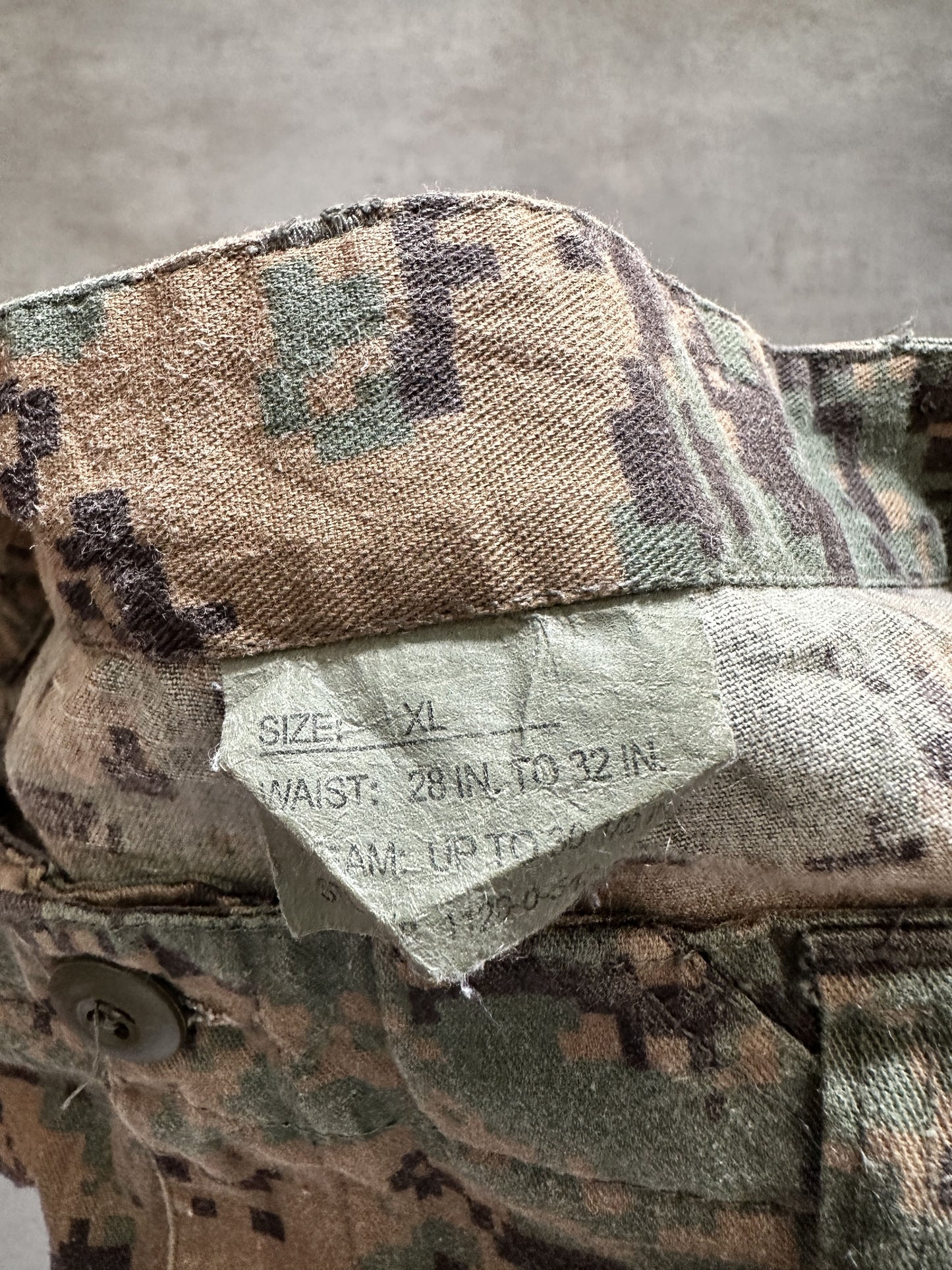 VINTAGE DIGITAL CAMO CARGO PANT - W30 X L30