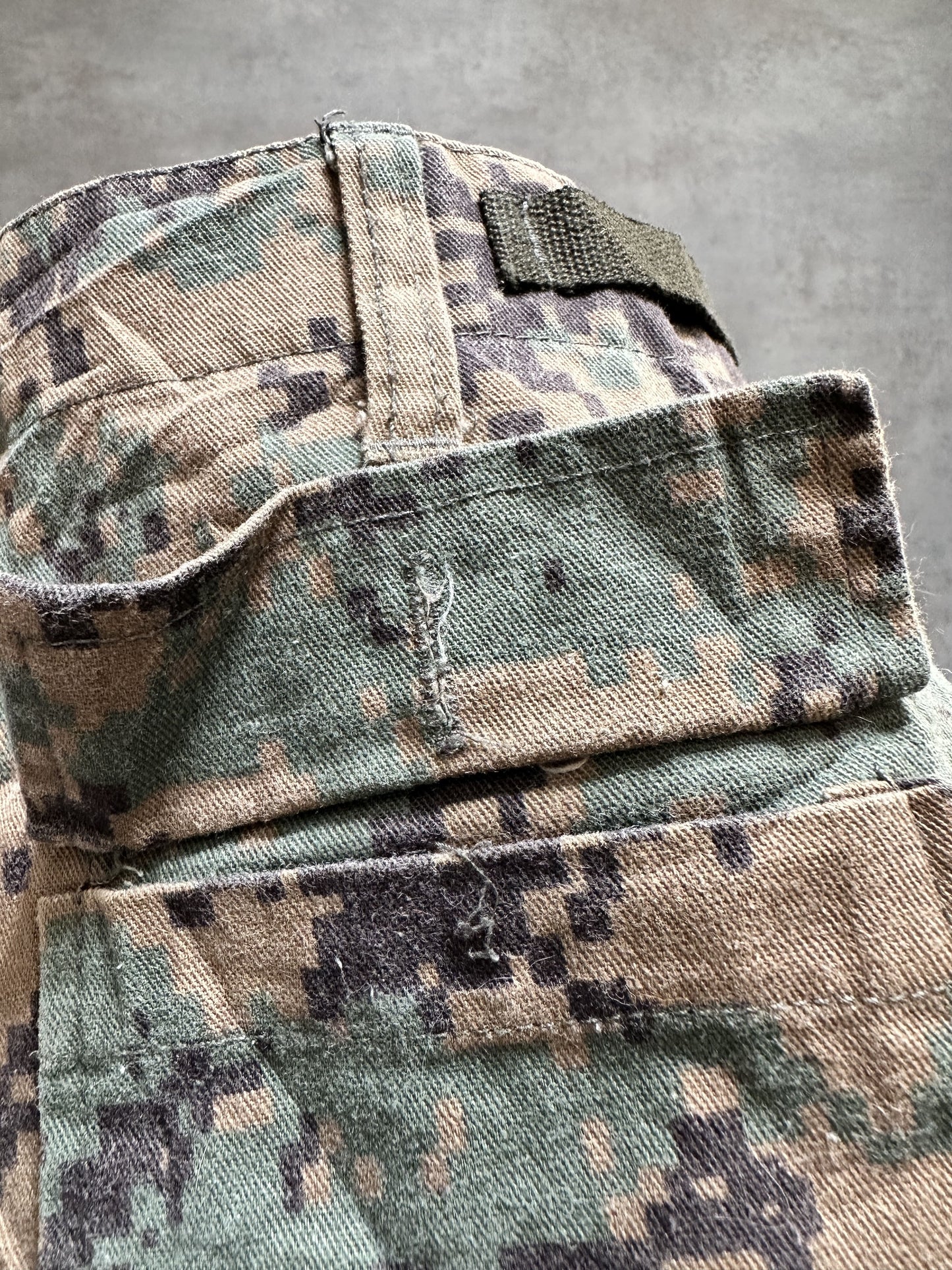 VINTAGE DIGITAL CAMO CARGO PANT - W30 X L30