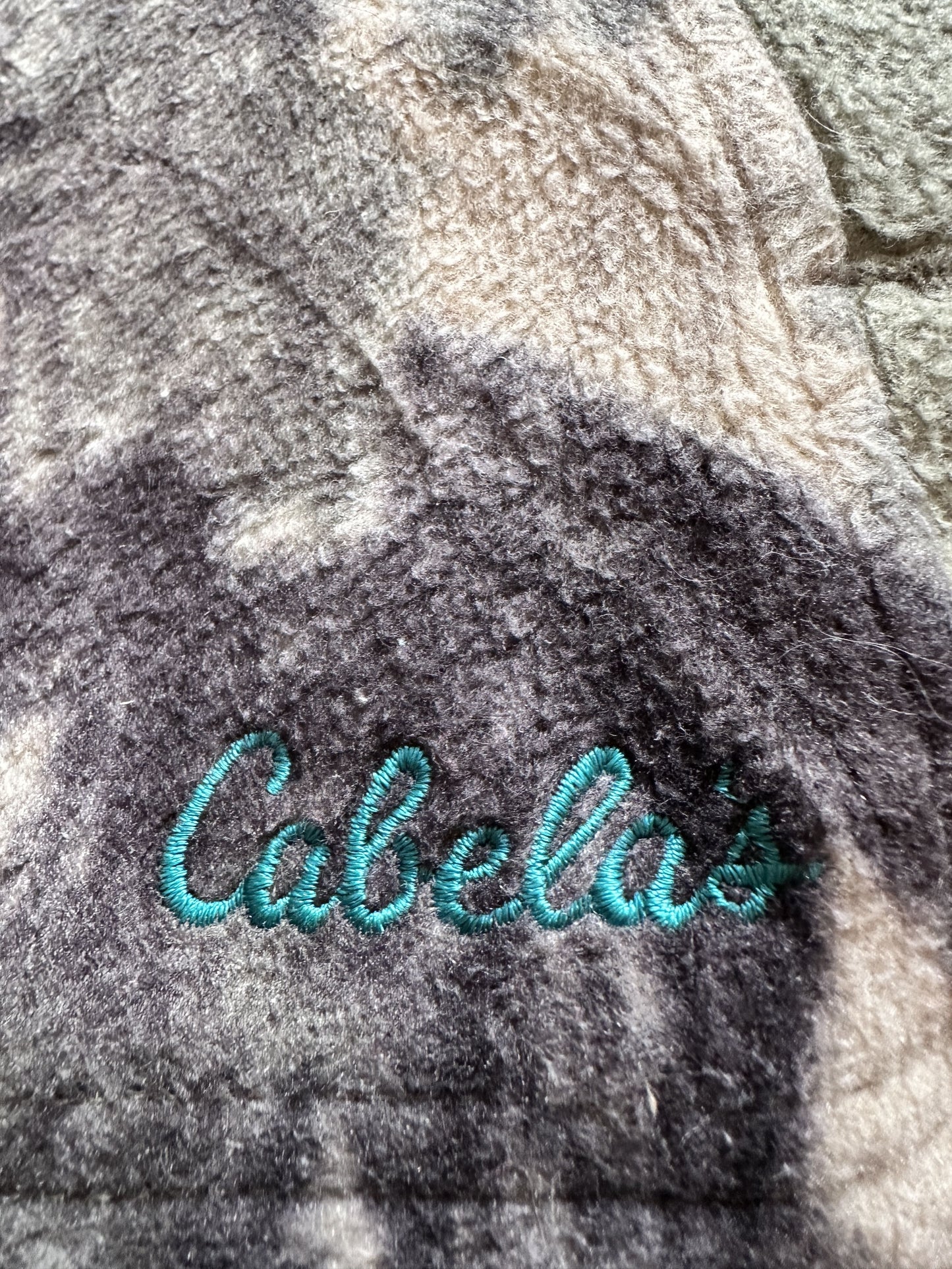 VINTAGE CABELA'S REALTREE CAMO FLEECE JACKET - LARGE(WOMEN)