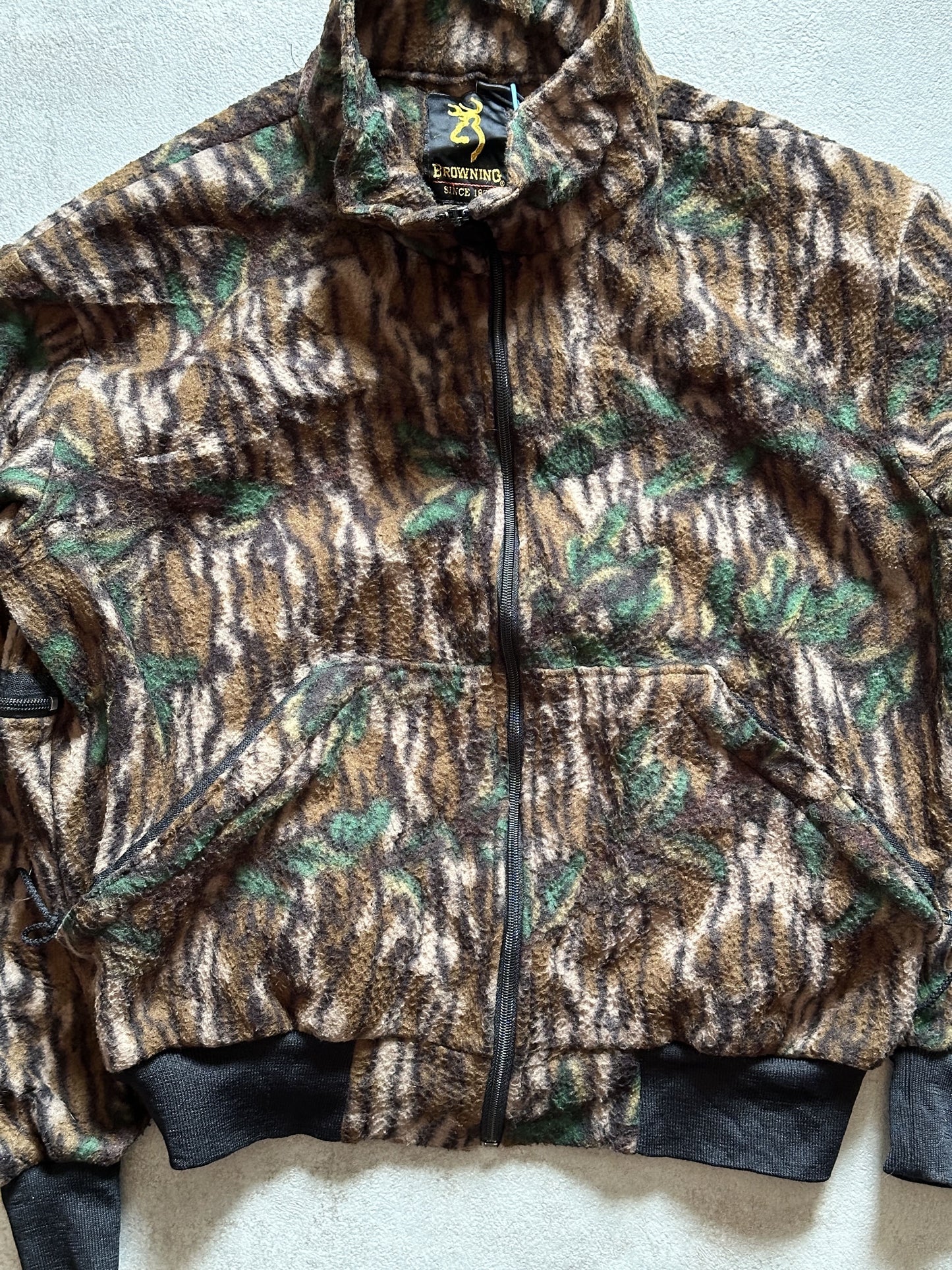 VINTAGE REALTREE CAMO FLEECE JACKET - SMALL