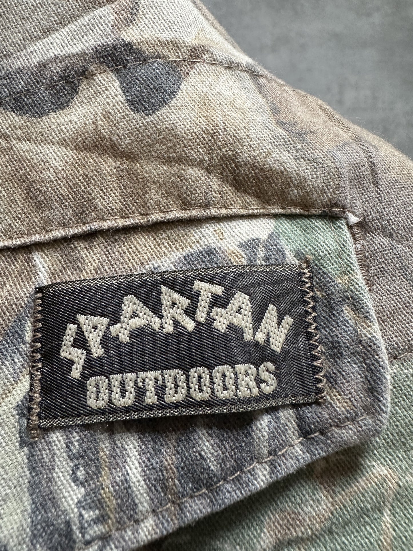 VINTAGE REALTREE CAMO JACKET - XLARGE