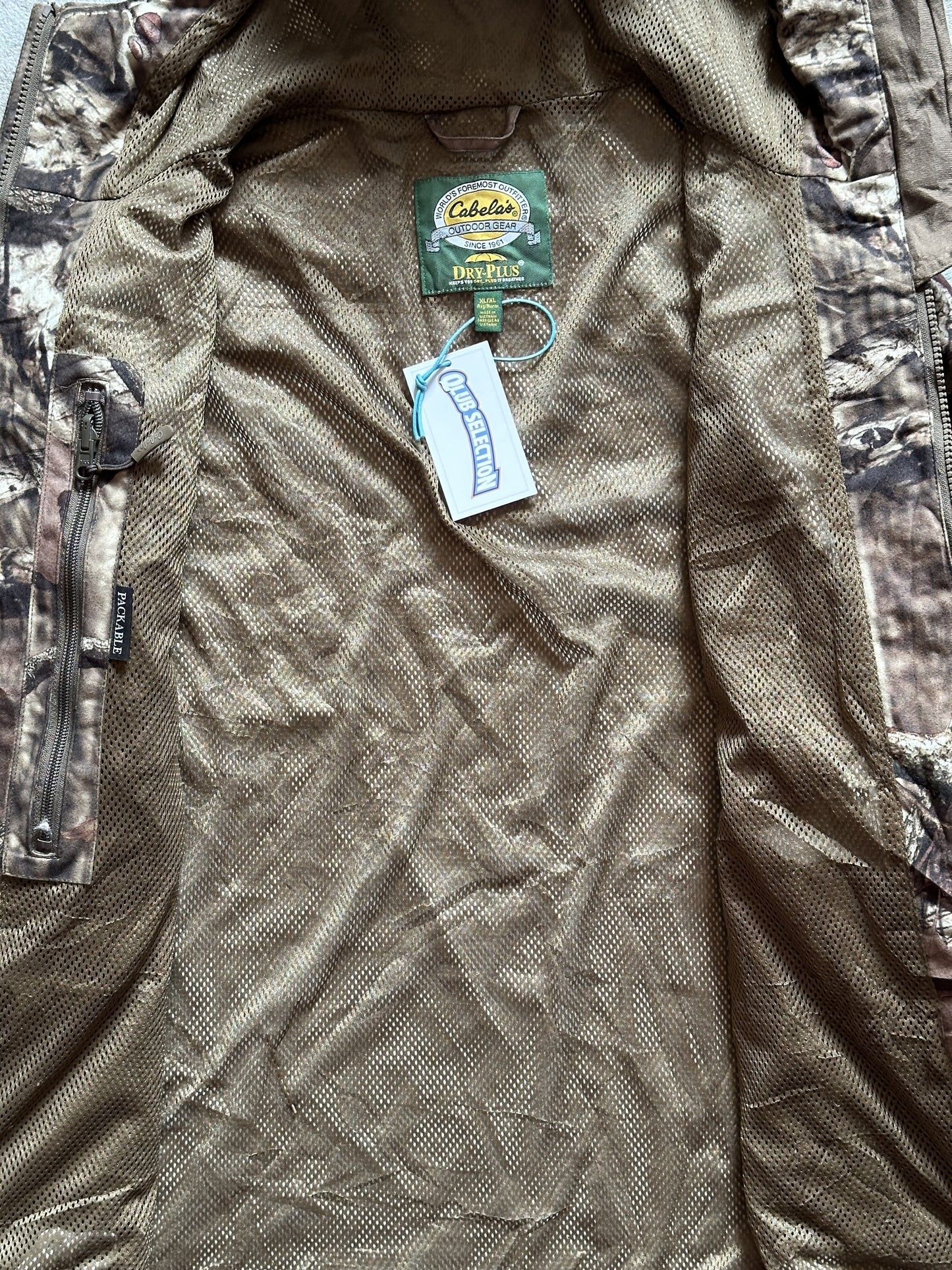 VINTAGE CABELA'S REALTREE CAMO JACKET - XLARGE