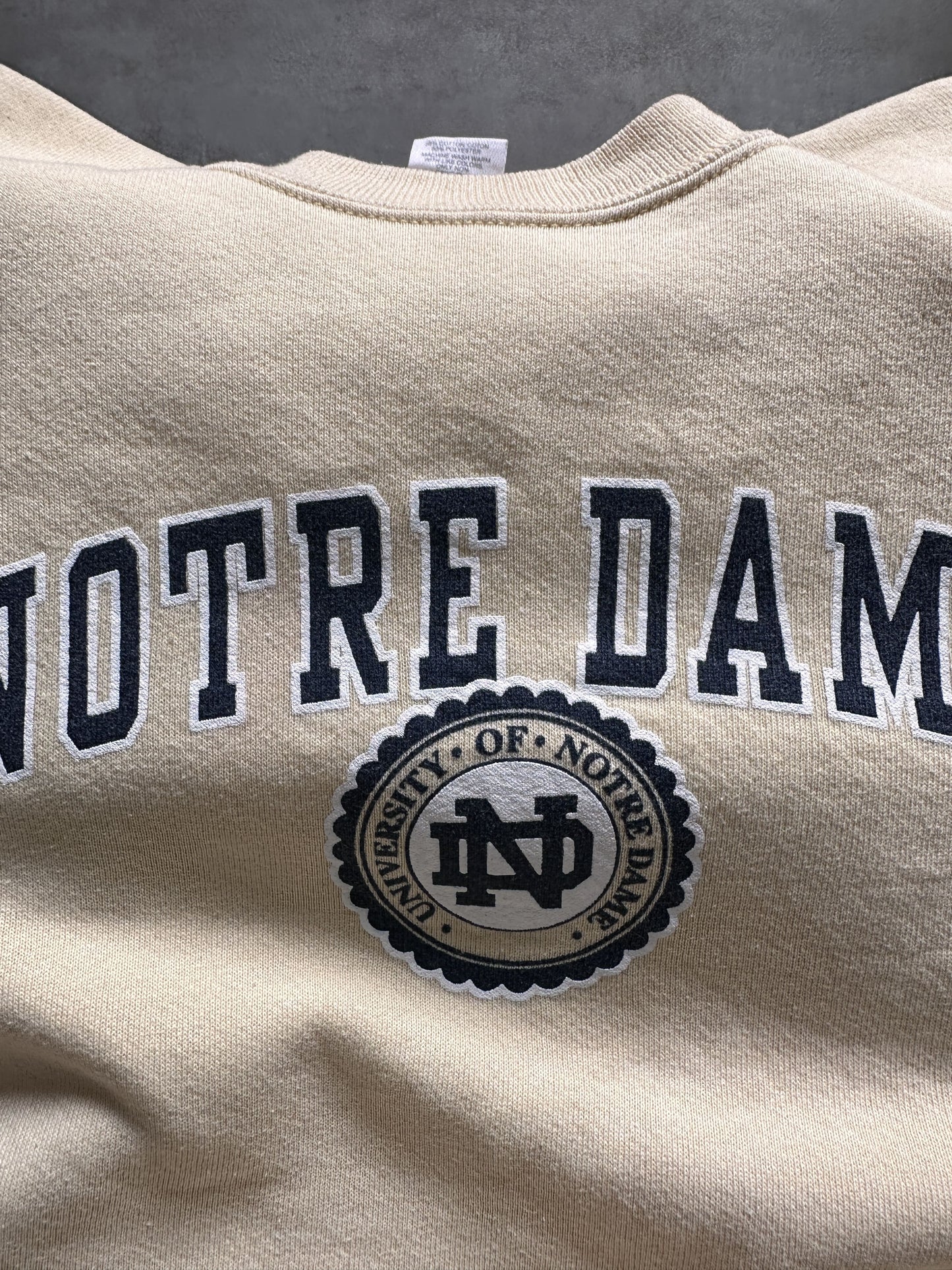 VINTAGE NOTRE DAME UNIVERSITY SWEATSHIRT - XSMALL