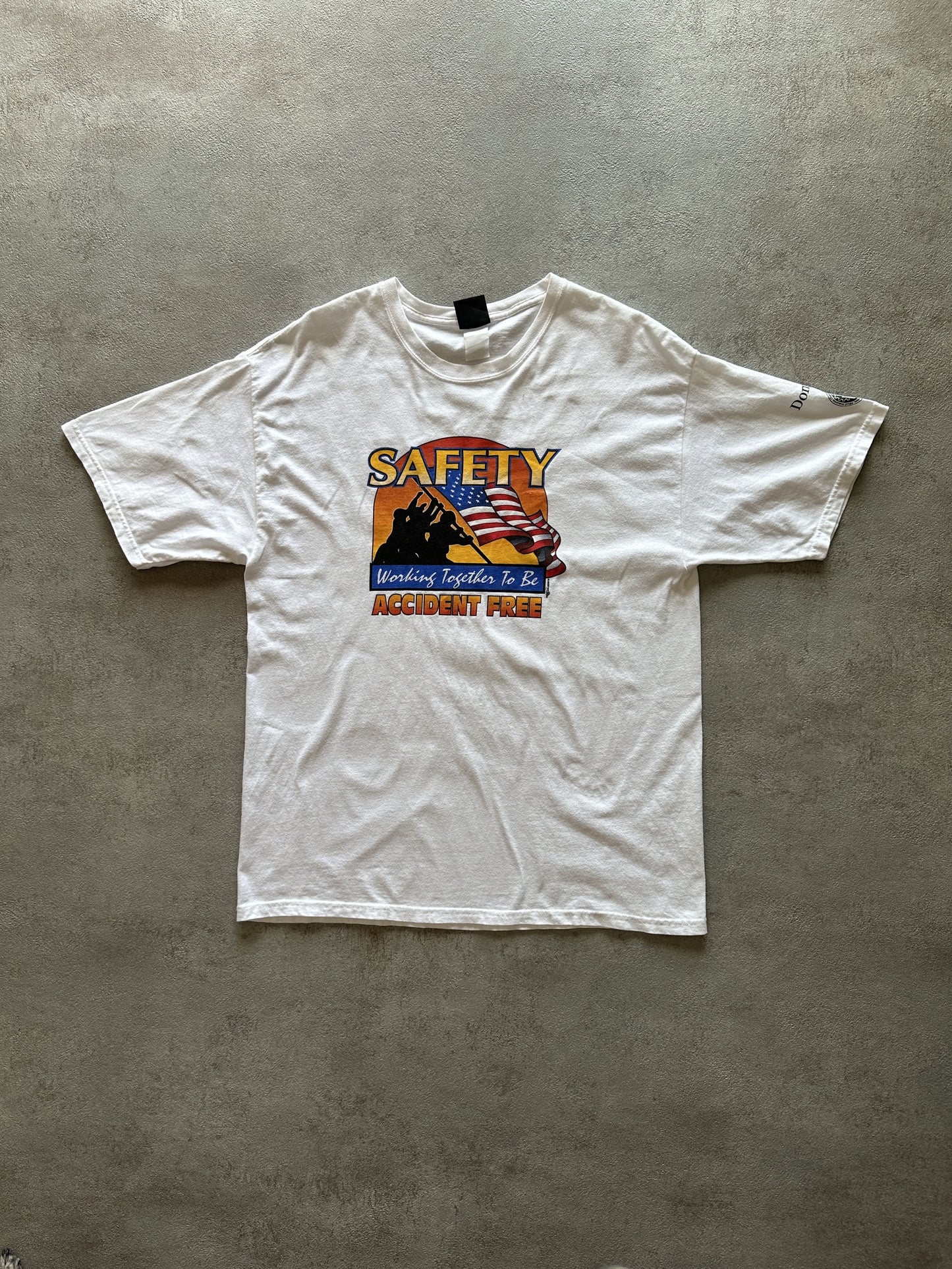 VINTAGE SAFETY ACCIDENT FREE T-SHIRT - MEDIUM