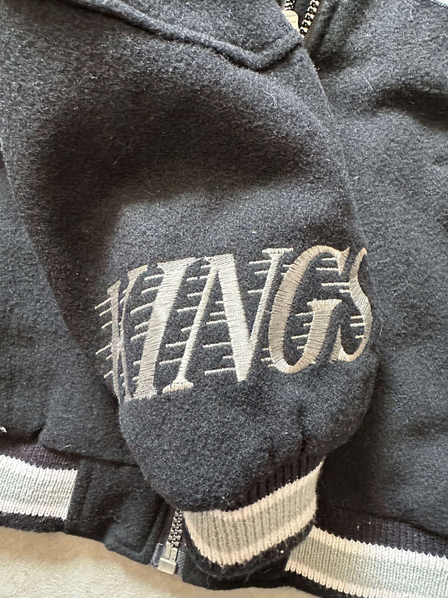 VINTAGE LOS ANGELES KINGS JACKET - MEDIUM
