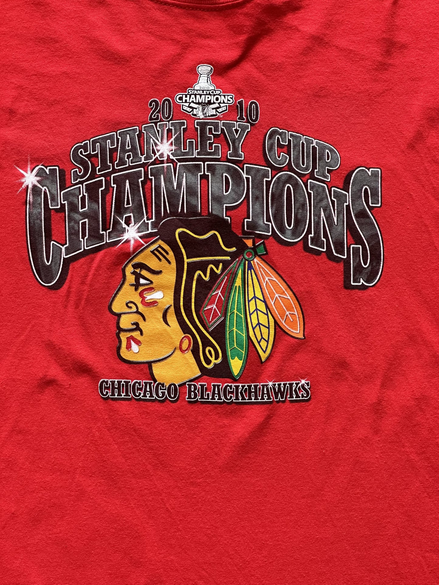 VINTAGE CHICAGO BLACKHAWKS STANLEY CUP 2010 T-SHIRT - MEDIUM