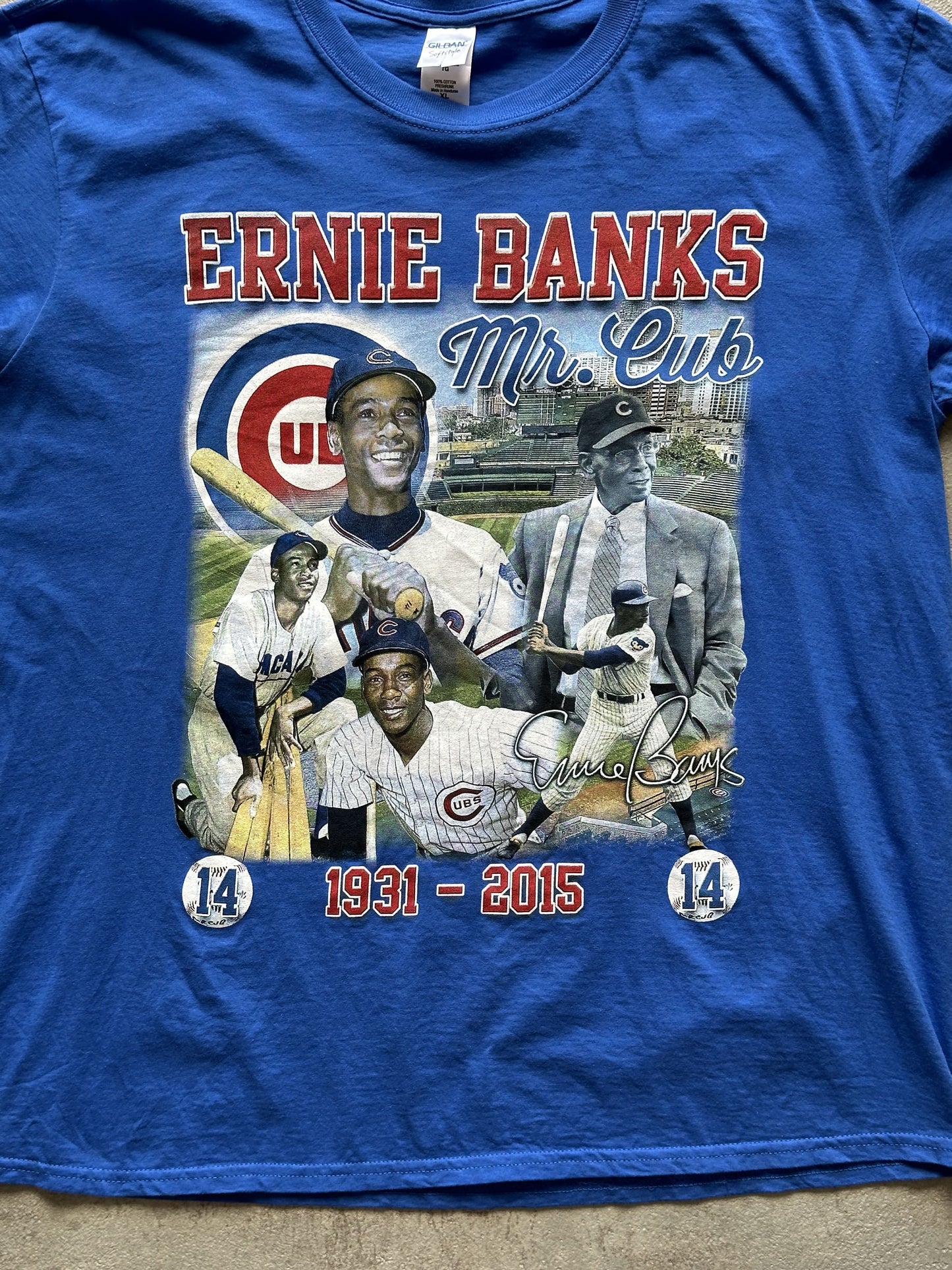 VINTAGE CHICAGO CUBS ERNIE BANKS T-SHIRT - LARGE