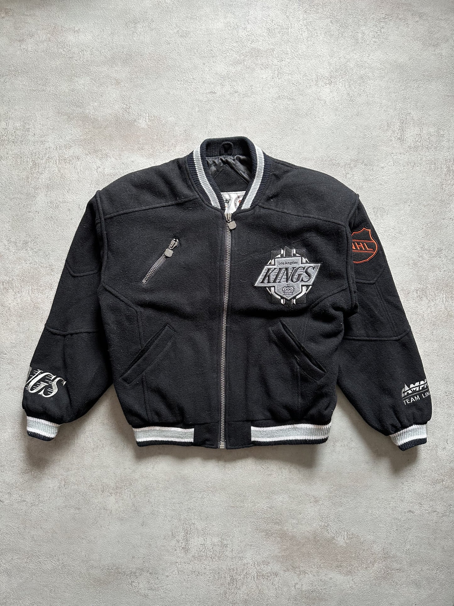 VINTAGE LOS ANGELES KINGS JACKET - MEDIUM