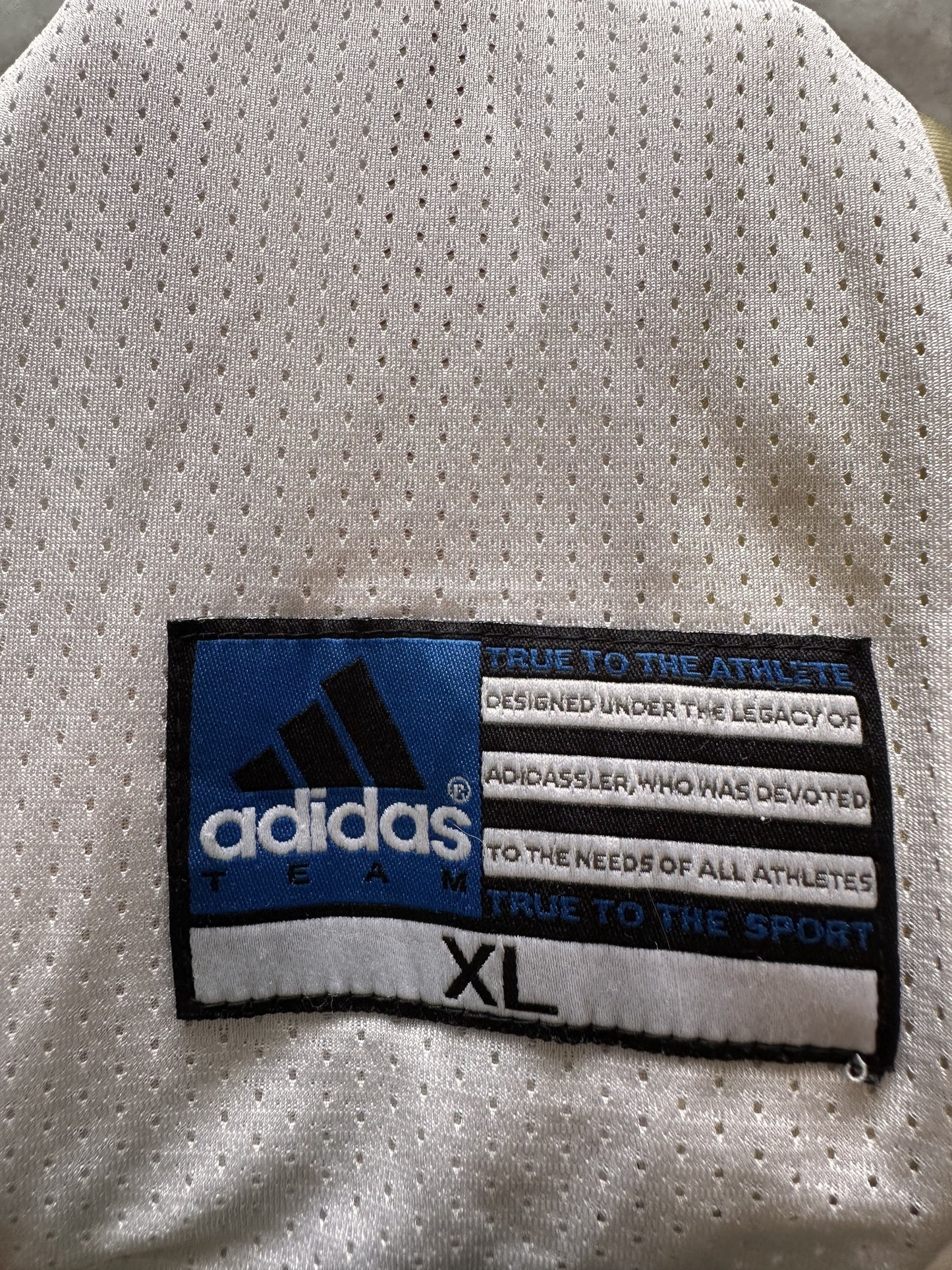 ADIDAS NOTRE DAME FIGHTING IRISH JERSEY - XLARGE
